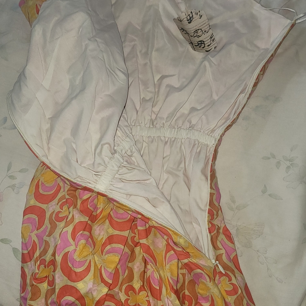 E&j boutique dress size 6